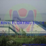 Floating swimming pool